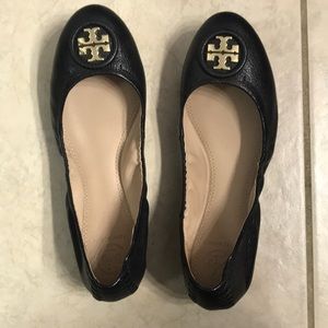 TORY Burch Allie flats.